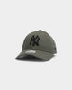 New Era Women's New York Yankees 9FORTY Strapback Olive/Black