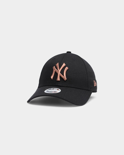 New Era Women's New York Yankees 9FORTY MLB Strapback Black/Rose Gold