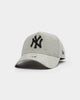 New Era Women's New York Yankees 9FORTY A-Frame Snapback Heather Grey/Black