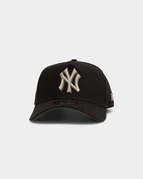 New Era New York Yankees 9FORTY A-Frame Snapback Black/Stone/Olive