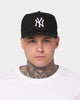 New Era Men's New York Yankees Mini Logo Old Golfer Snapback Black/OTC
