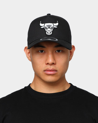 New Era Chicago Bulls 'Glow In The Dark Team Logo' 9FORTY A-Frame Custom Snapback Black/White