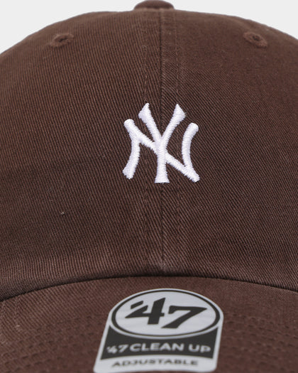 47 Brand New York Yankees Base Runner Clean Up Strapback Brown