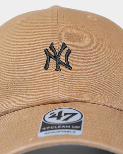 47 Brand New York Yankees Base Runner Clean Up Strapback Camel