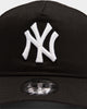 New Era Infant New York Yankees 9FORTY A-Frame Stretch Fit Black/White