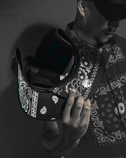 New Era New York Yankees Paisley Under Visor 9FORTY K-Frame Snapback Black/White