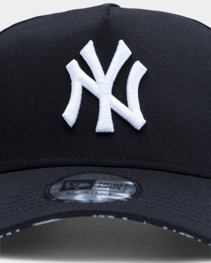 New Era New York Yankees Paisley Under Visor 9FORTY K-Frame Snapback Black/White