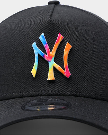 New Era New York Yankees Metal Badge 9FORTY A-Frame Snapback Tiedye
