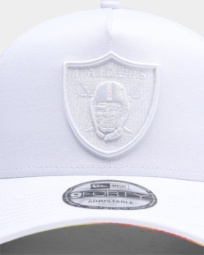 New Era Las Vegas Raiders White Heat Map Undervisor 9FORTY A-Frame Strapback Black/Heat Map