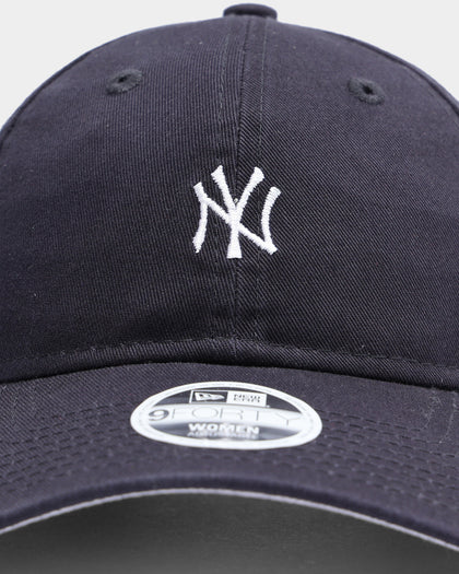 New Era Women's New York Yankees 9FORTY Strapback Navy