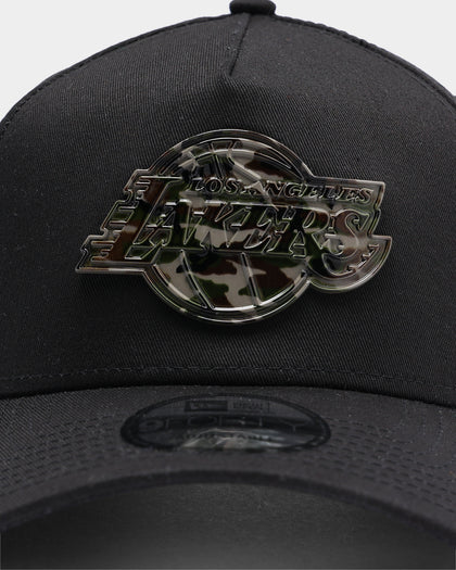 New Era Los Angeles Lakers Woodland Camo Badge 9FORTY A-Frame Snapback Black