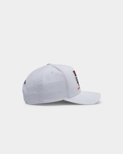 Mitchell & Ness Chicago Bulls '91 Champs Pro Crown Snapback White