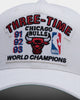 Mitchell & Ness Chicago Bulls 3-Time Champs Pro Crown Snapback White