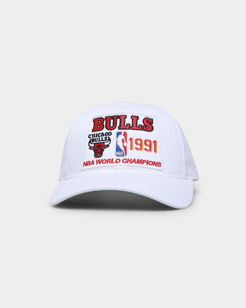 Mitchell & Ness Chicago Bulls '91 Champion Last Dance Deadstock Snapback White