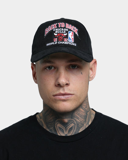 Mitchell & Ness Chicago Bulls '91-'92 Championship Last Dance Deadstock Snapback Black