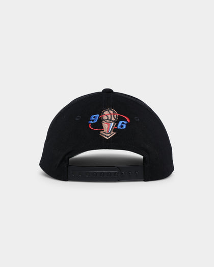 Mitchell & Ness Chicago Bulls '96 Champion Last Dance Wave Deadstock Snapback Black