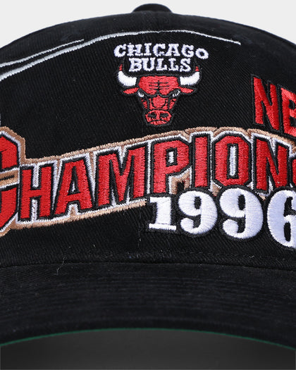 Mitchell & Ness Chicago Bulls '96 Champion Last Dance Wave Deadstock Snapback Black