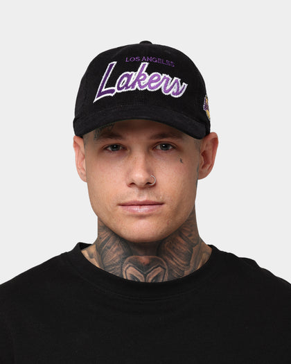 Mitchell & Ness Los Angeles Lakers Corduroy Script Deadstock Snapback Black/Purple