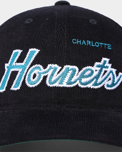 Mitchell & Ness Charlotte Hornets Corduroy Script Deadstock Snapback Black