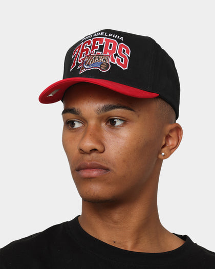 Mitchell & Ness Philadelphia 76ers 'Black Team Arch Design' Pro Crown Snapback Black/Red