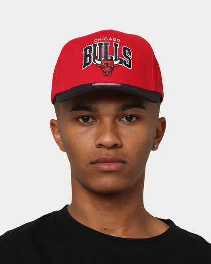 Mitchell & Ness Chicago Bulls 'OG Team Arch Design' Pro Crown Snapback Red/Black