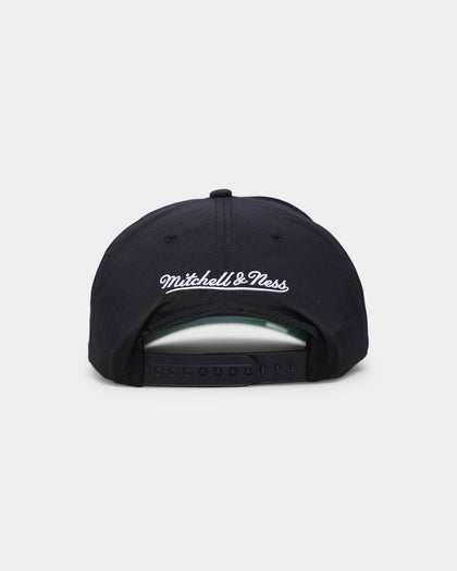 Mitchell & Ness Chicago Bulls Montage Deadstock Nylon Snapback Black