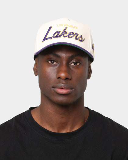 Mitchell & Ness Los Angeles Lakers "Cream Team Script" Pro Crown Snapback Cream