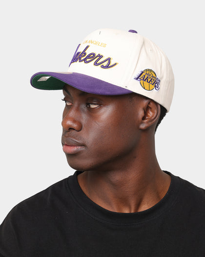Mitchell & Ness Los Angeles Lakers "Cream Team Script" Pro Crown Snapback Cream