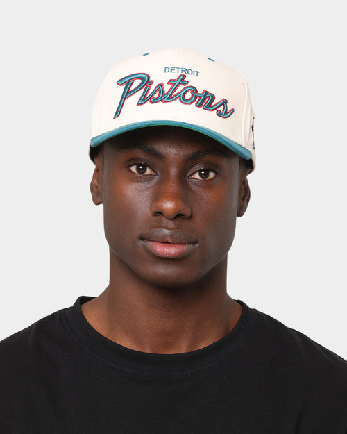 Mitchell & Ness Detroit Pistons "Cream Team Script" Pro Crown Snapback Cream