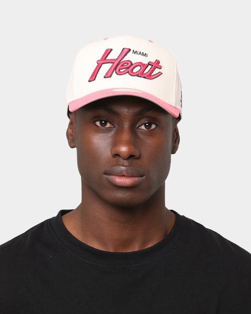 Mitchell & Ness Miami Heat "Cream Team Script" Pro Crown Snapback Cream