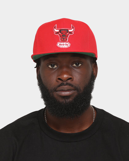 Mitchell & Ness Chicago Bulls 'Team Ground 2.0 Hardwood Classics' Fitted Red