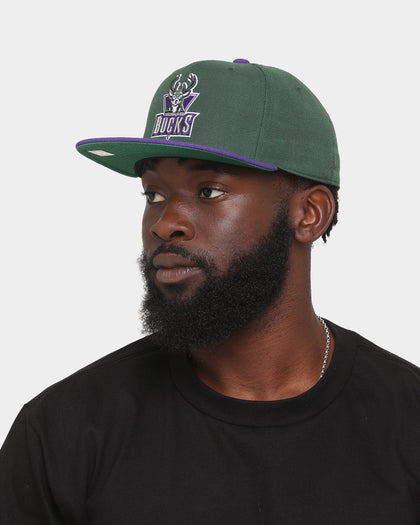 Mitchell & Ness Milwaukee Bucks 'Team 2 Tone 2.0 Hardwood Classics' Fitted Green