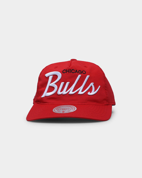 Mitchell & Ness Chicago Bulls Montage Deadstock Nylon Snapback Red