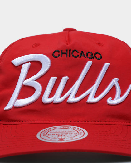 Mitchell & Ness Chicago Bulls Montage Deadstock Nylon Snapback Red