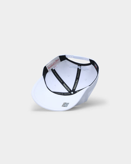 Mitchell & Ness Chicago Bulls 'Easy Win' Pro Crown Snapback White