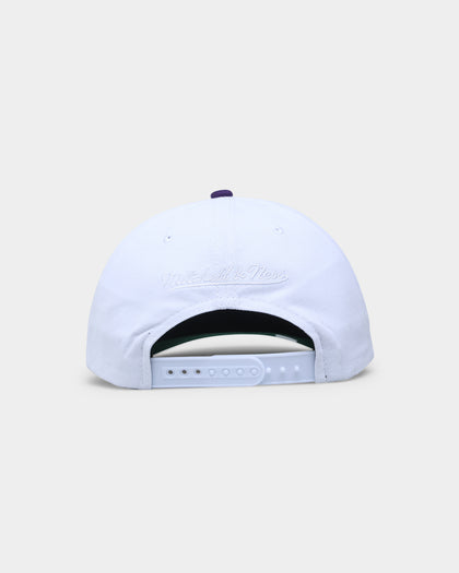 Mitchell & Ness Phoenix Suns 'Sharktooth Designs' Deadstock Snapback White