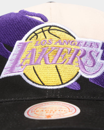 Mitchell & Ness Los Angeles Lakers 'Cream Paintbrush' Deadstock Snapback Cream