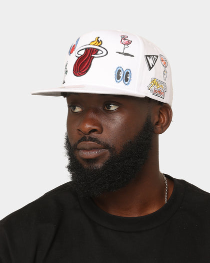 Mitchell & Ness Miami Heat 'Hand Drawn' Original Fit Snapback White