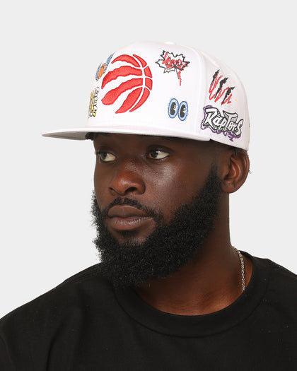 Mitchell & Ness Toronto Raptors 'Hand Drawn' Original Fit Snapback White