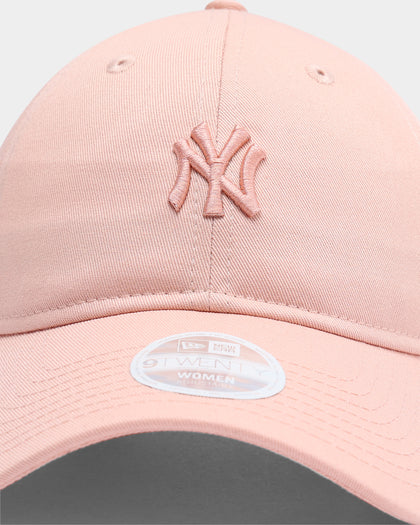 New Era Women's New York Yankee's Peach Tonal 9TWENTY Snapback Peach