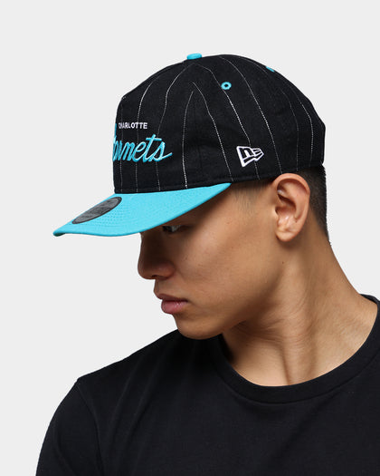 New Era Charlotte Hornets Pinstripe 2 Tone Old Golfer Snapback Pinstripe