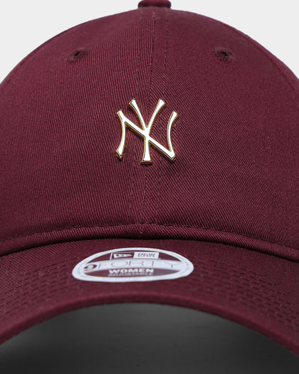 New Era Women's New York Yankees 9TWENTY Strapback Maroon/Gold