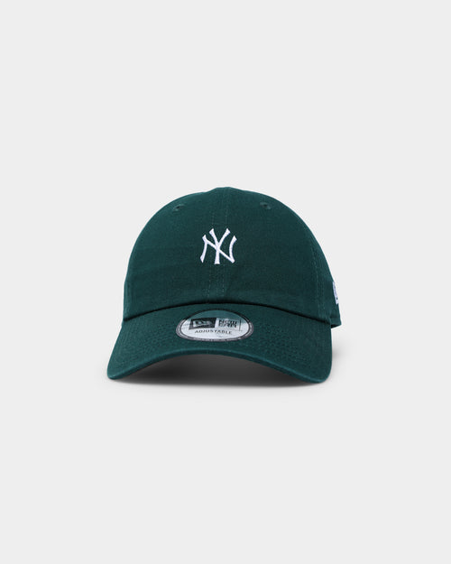 New Era Casual Classic New York Yankees Strapback Forest Green/White