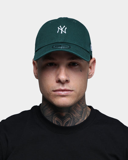 New Era Casual Classic New York Yankees Strapback Forest Green/White