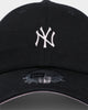 New Era New York Yankees 9FORTY Strapback Black/Baby Pink