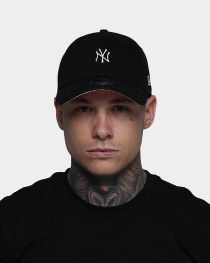 New Era New York Yankees 9FORTY Strapback Black/Baby Pink