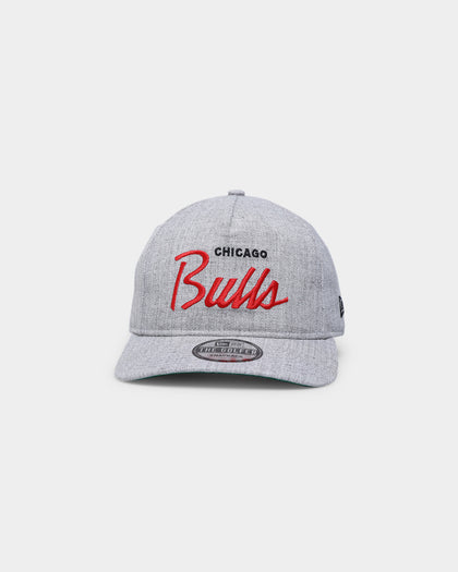 New Era Chicago Bulls Script Old Golfer Snapback Heather Grey
