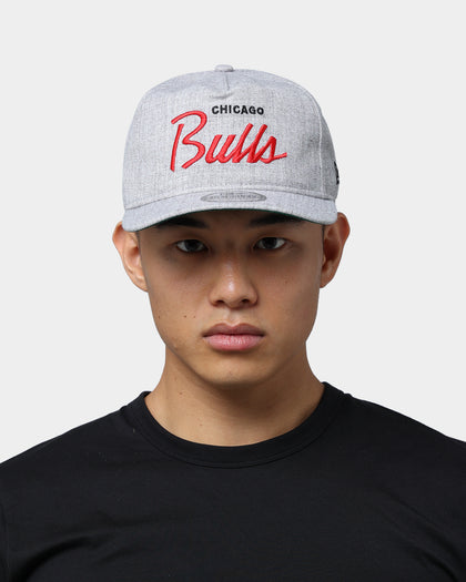 New Era Chicago Bulls Script Old Golfer Snapback Heather Grey