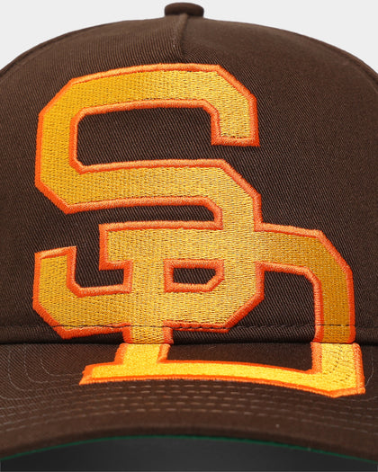 New Era San Diego Padres 'Oversized Team Logo' Old Golfer Snapback Brown/Orange
