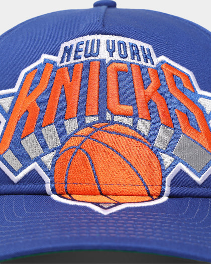 New Era New York Knicks 'Oversized Team Logo' Old Golfer Snapback Blue/Orange